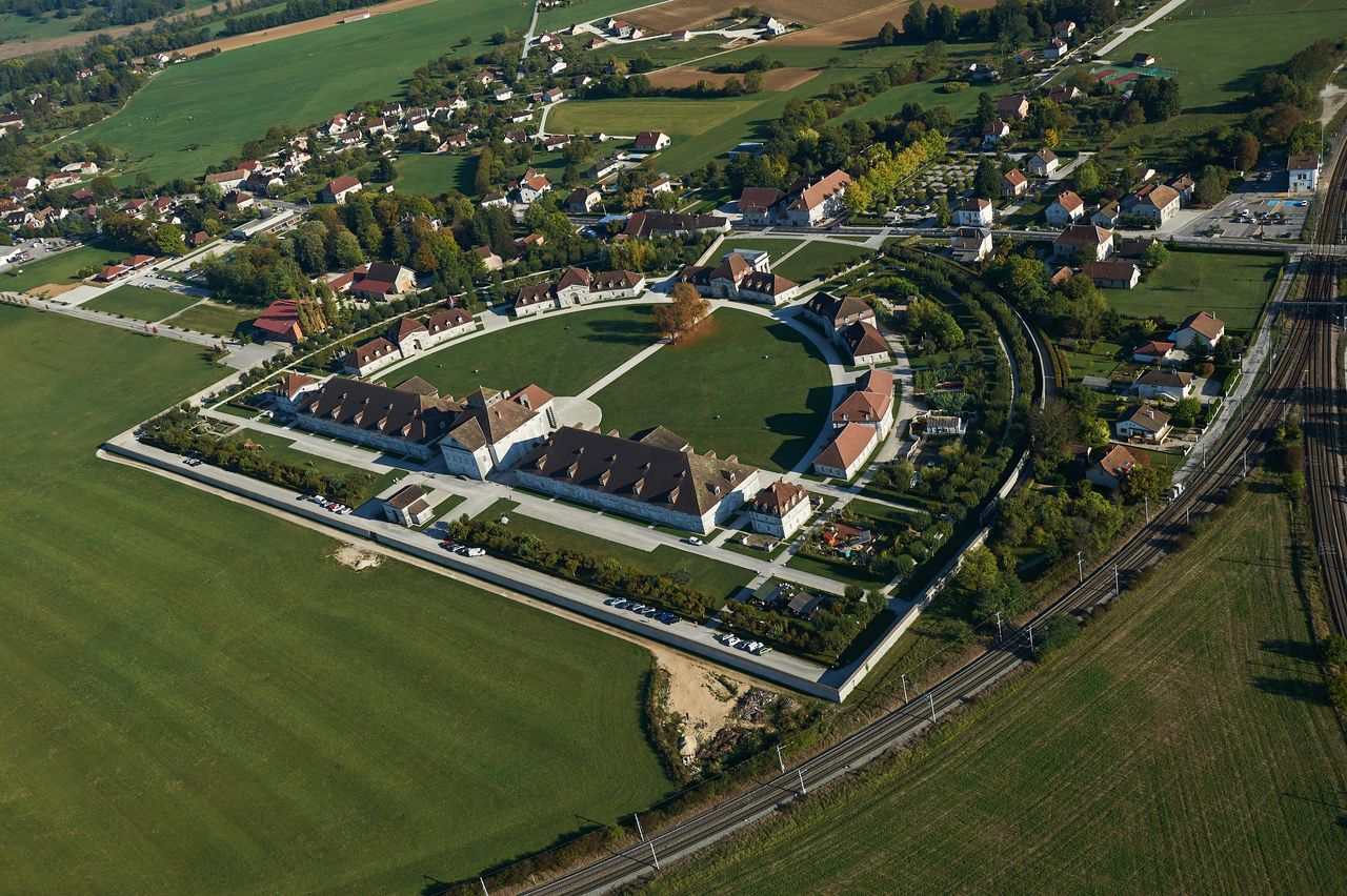 Monuments Salines Royales d'Arc-Et-Senans BI-0169